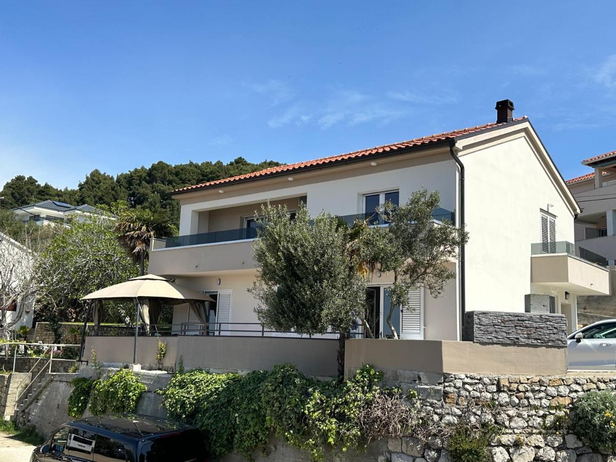Banjol Apartments Jelka מראה חיצוני תמונה