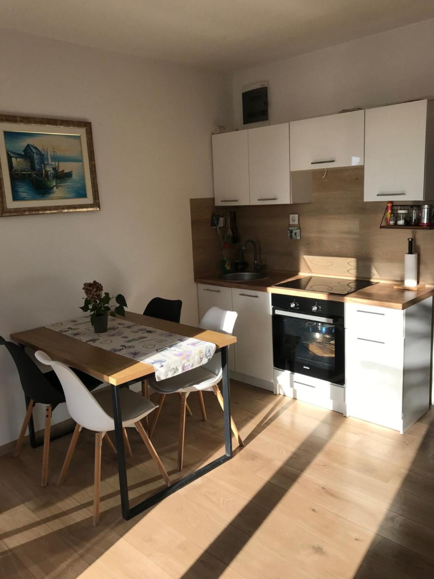 Banjol Apartments Jelka מראה חיצוני תמונה