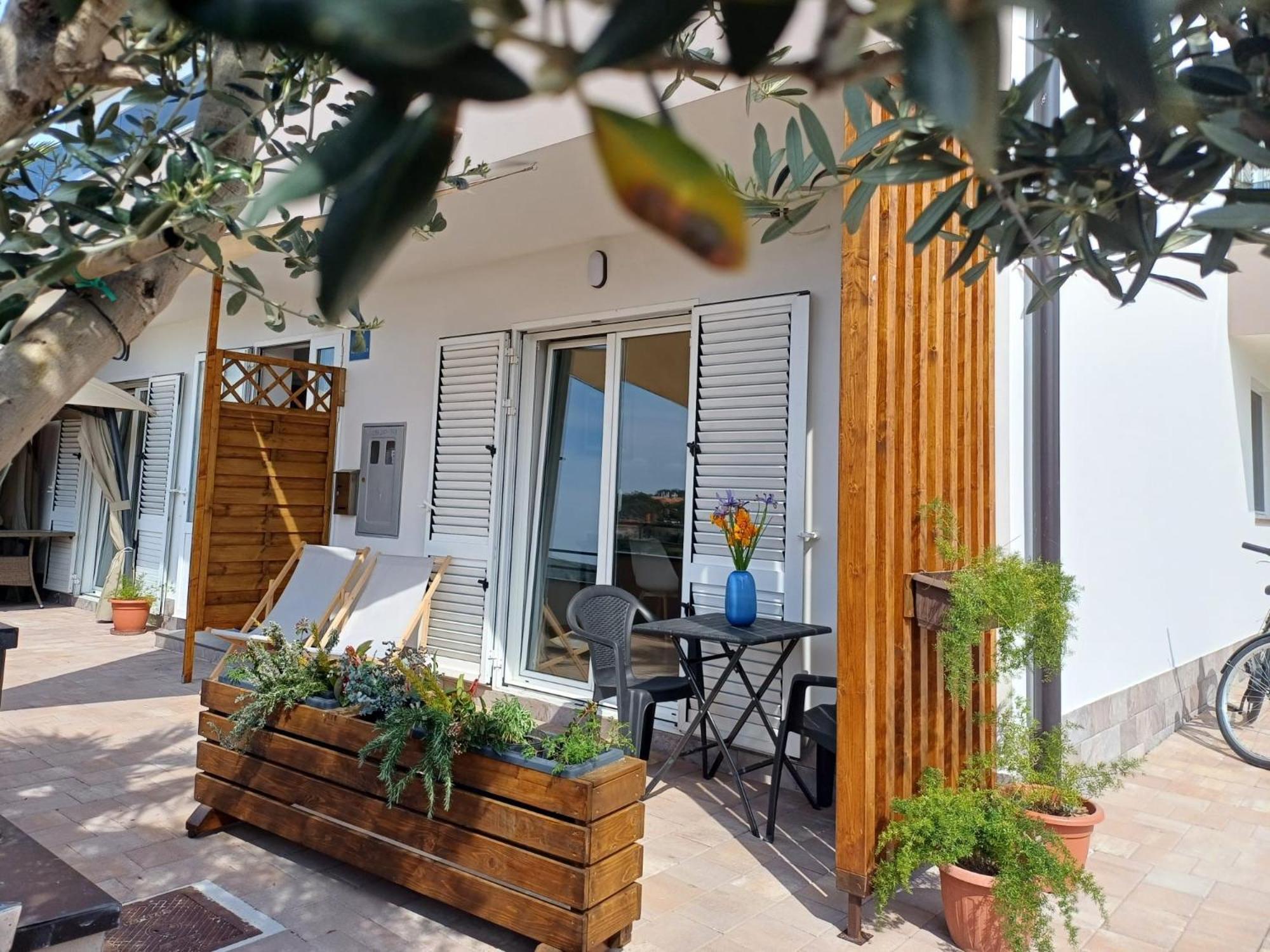 Banjol Apartments Jelka מראה חיצוני תמונה