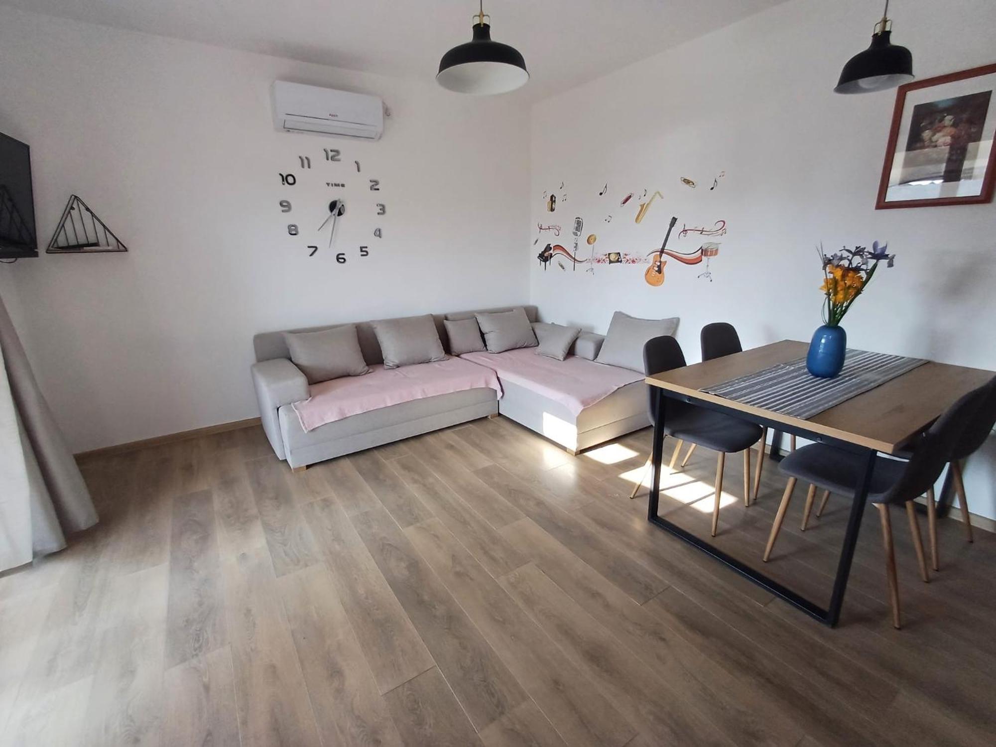 Banjol Apartments Jelka מראה חיצוני תמונה